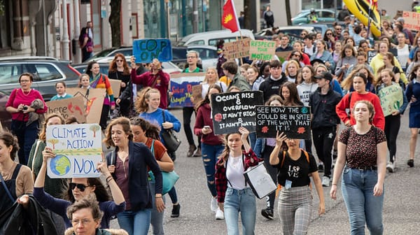 Klimaschutz ist kein Verbrechen - Autodeutschland zeigt sein wahres Gesicht