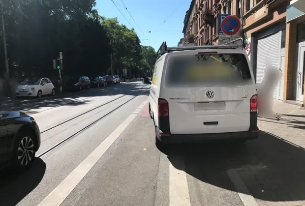 Beispiel Seckenheimerstraße, Höhe Hausnummer 64 beim Bäcker